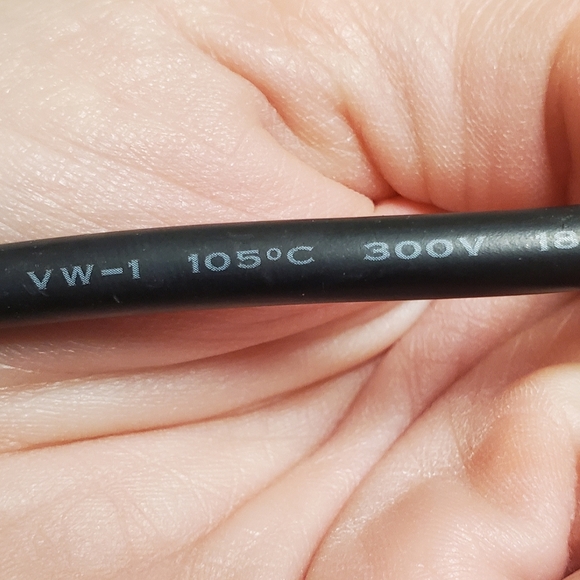 Enzo Milano clipless Curling Iron Wand. - Picture 11 of 13